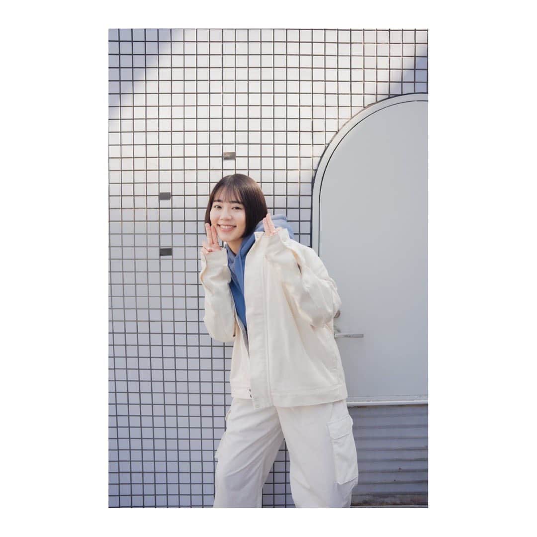 伴優香さんのインスタグラム写真 - (伴優香Instagram)「🌸🌸🌸  今日から4月ですね。  今月もあっという間に終わるんだろうな🤣 一つ一つ一歩ずつ頑張ります！！  今日はエイプリルフールだけど みんなどんな嘘ついたの？😜  今月もよろしくお願いいたしまーす✨  photographer : @thu_pistachio  hair & make : @maki_hairmake_   #作品撮り #作品撮りモデル  #portrait #photography #photo #pic #ポートレート #被写体 #被写体になります  #ファインダー越しの私の世界 #東京写真部 #tokyo  #여배우 #演员 #肖像 #黒髪ボブ #黒髪ショート #黒髪 #インナーカラー #金髪」4月1日 11時08分 - ban_yuka0707