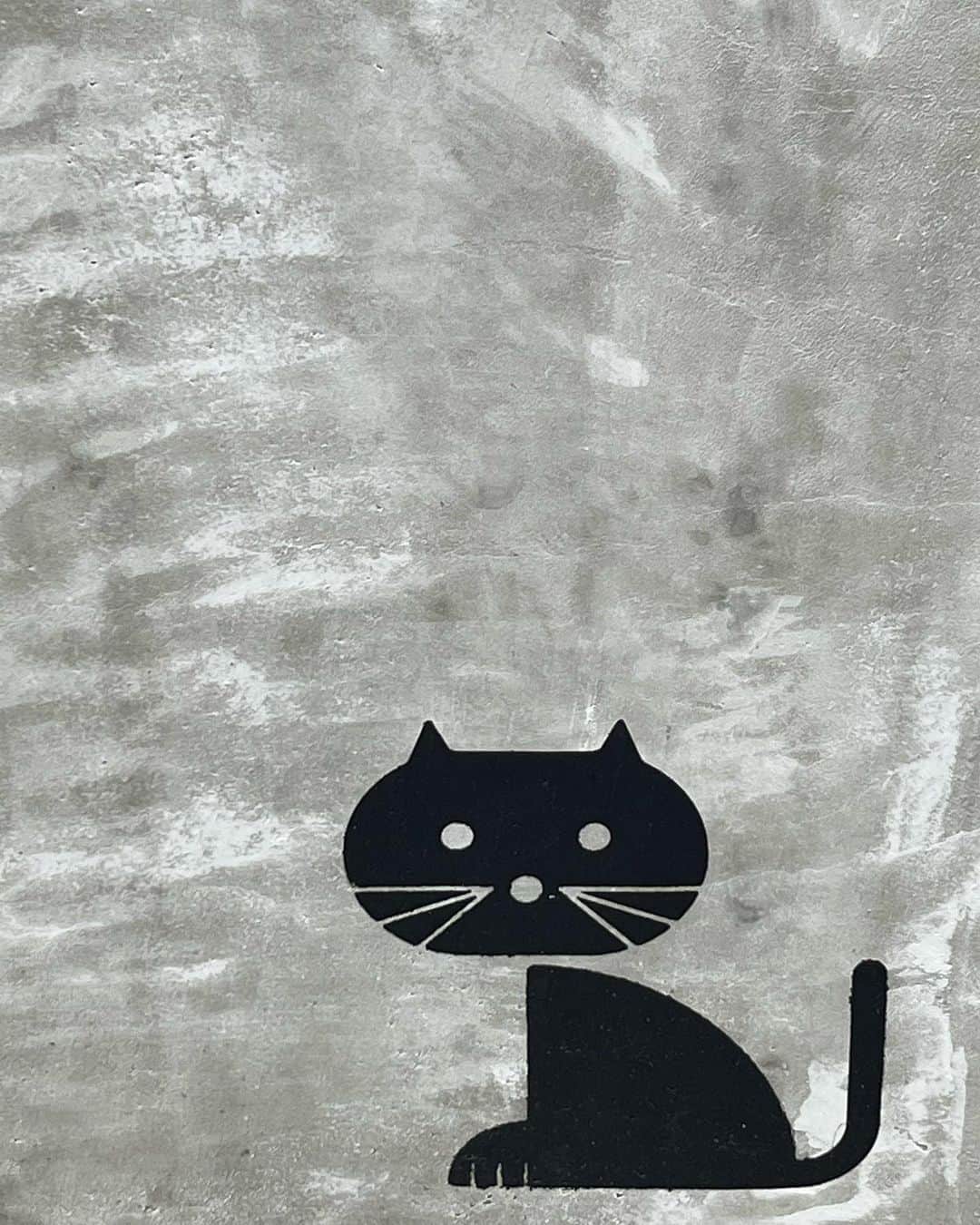 のインスタグラム：「🐈‍⬛」