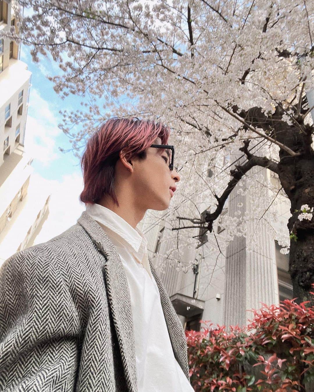 古幡亮（WATWING）のインスタグラム：「Go April🪴☀️👍 #youbefine」