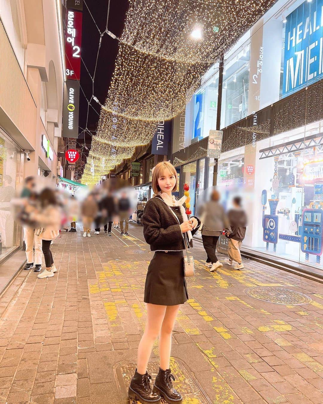百永さりなさんのインスタグラム写真 - (百永さりなInstagram)「. #明洞   4.5年前と変わらず 賑わってた🥹👏🏻✨ . .」4月1日 12時34分 - momo_sari12