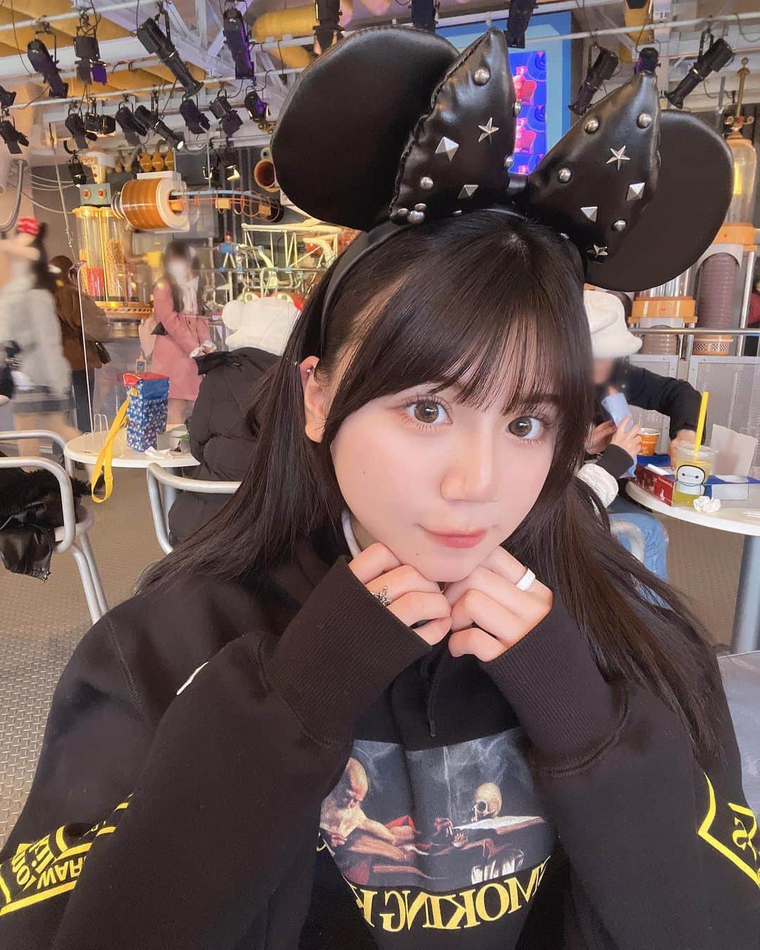のインスタグラム：「・ 皆様お久しぶりです。  しばらくお休みを頂いていましたが 今日から活動を開始させて頂きます！  精一杯頑張りますので 応援宜しくお願い致します!!」