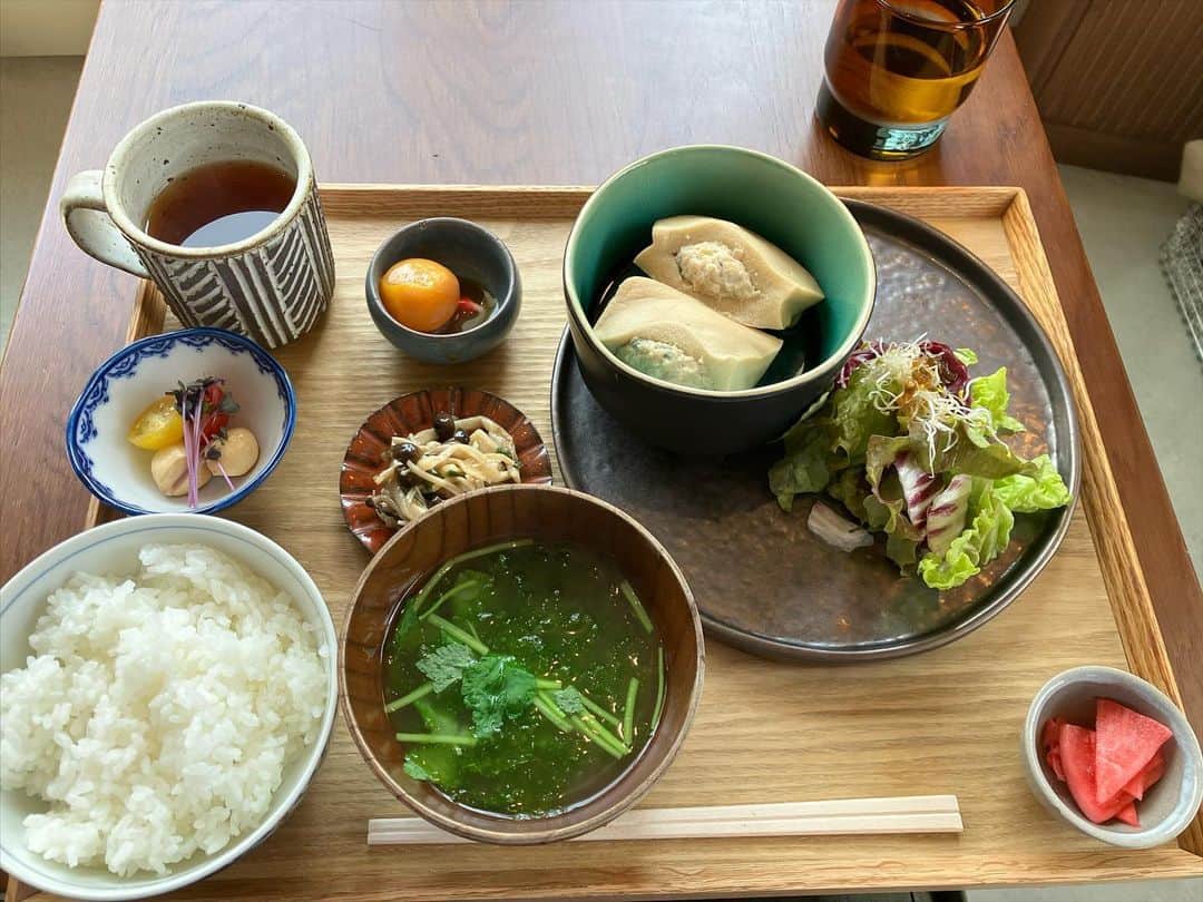 外山輝信のインスタグラム：「近所に出来た @wineandsuns_tokyo にて。おいしかった。」