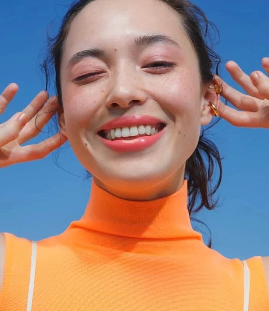 Megumuのインスタグラム：「Spring is here🌸 for @spurmagazine   Photography YASUHISA KIKUCHI Makeup MICHIRU @barbiemichiru  Hair Tomo Stylist SAKI NAKAZAWA」