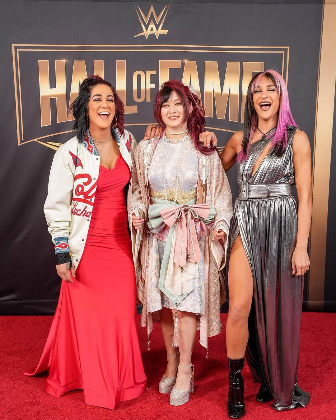 紫雷イオさんのインスタグラム写真 - (紫雷イオInstagram)「HOF!!👗✨  #wwehof  #wwehalloffame  #damagectrl」4月2日 0時39分 - iyo_sky