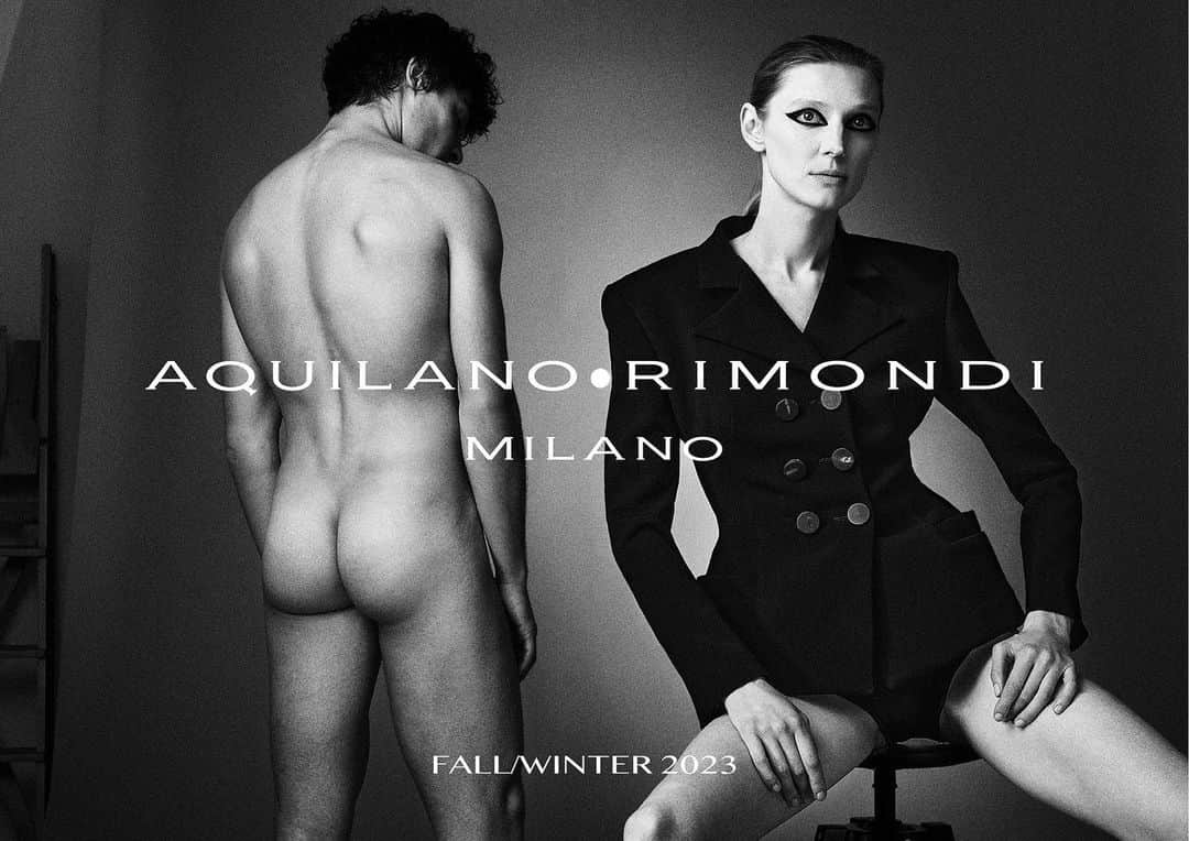 アキラーノエリモンディのインスタグラム：「Aquilano.Rimondi Fall/Winter 2023-2024  @olgashererofficial_  @vittoriomenozzi  @massimobestettiph  @iampaoloturina  @franciebona @mimmodimaggiohair  @rg__showroom   #AquilanoRimondi」