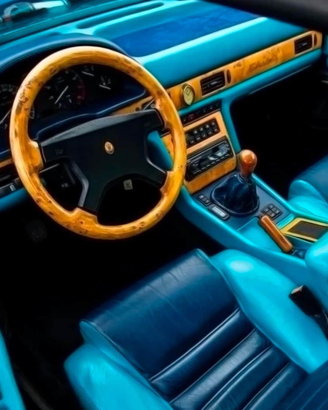 マセラティさんのインスタグラム写真 - (マセラティInstagram)「April Fool or April Cool?  Time for a game of Trident trivia 🔱. For each fact, tell us in the comments: is it fool (false) or cool (true)?👇  1. A Maserati can be customized to reflect a memory. 2. There’s recycled material in the luxurious cabin of the GranTurismo Folgore. 3. The roof of the MC20 Cielo opens in a quick 12 seconds.   4. The Maserati 3200 GT was the first Maserati to incorporate LED technology. 5. Next year, we are releasing our first-ever spyder SUV: the Grecale Cielo. 6. The MC12 won 6 FIA GT Championships in a row. 7. Electric Maserati available in the 1940s. 8. We made a V6 engine that delivers 740CV.   9. The Ghibli Primatist was created as an homage to the water speed record of the "Primatist" monohull, achieved thanks to its V6 Ghibli engine.  10. The Italian President Sandro Pertini’s Quattroporte even featured a customized pipe holder.」4月1日 16時48分 - maserati