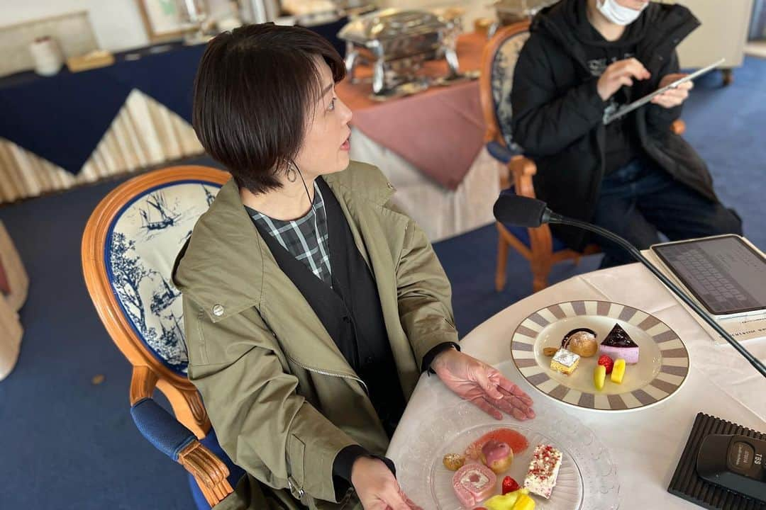 TBSラジオ「たまむすび」さんのインスタグラム写真 - (TBSラジオ「たまむすび」Instagram)「＼金曜のハイライト／  これにて完結！ 11年間に及ぶ船旅は いったん終了。 えんがわに向かって、 いざ出航！ 11年間ありがとう ございました！  #tama954 #たまむすび #外山惠理 #玉袋筋太郎 #シンフォニークルーズ #はとバス #TOKYOもん #江戸前寿司 #アナゴ #東京すしアカデミー #東京閾値 #Twitterのフォローもよろしくです」4月1日 17時07分 - tamamusubi905954