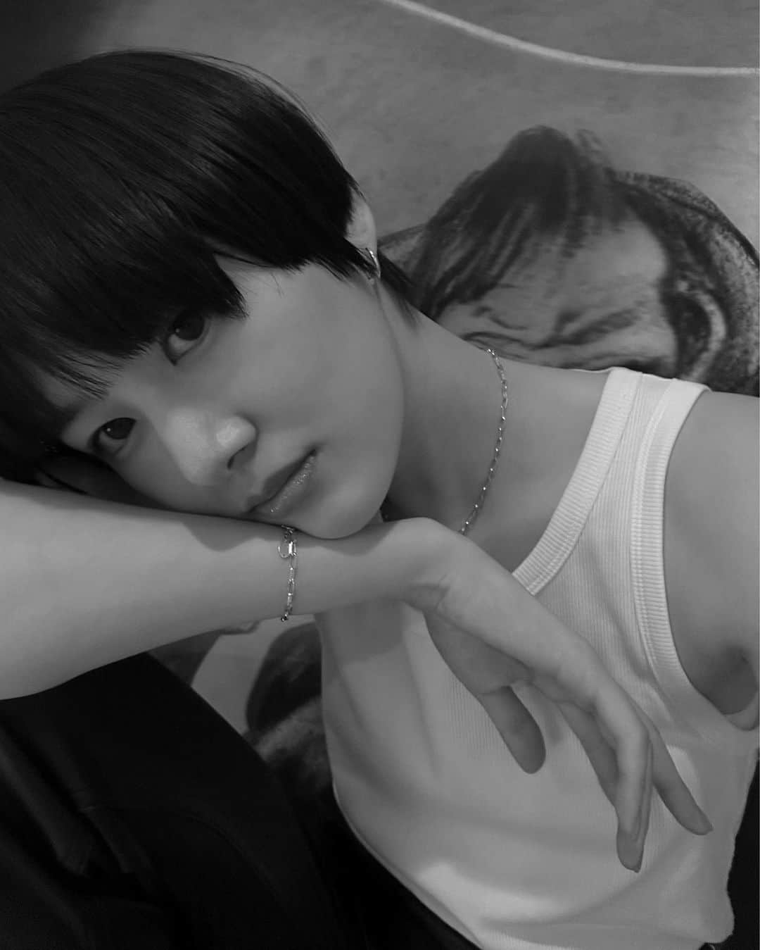 新井貴子のインスタグラム：「♥️✂︎✂︎✂︎💇🏻‍♀️」
