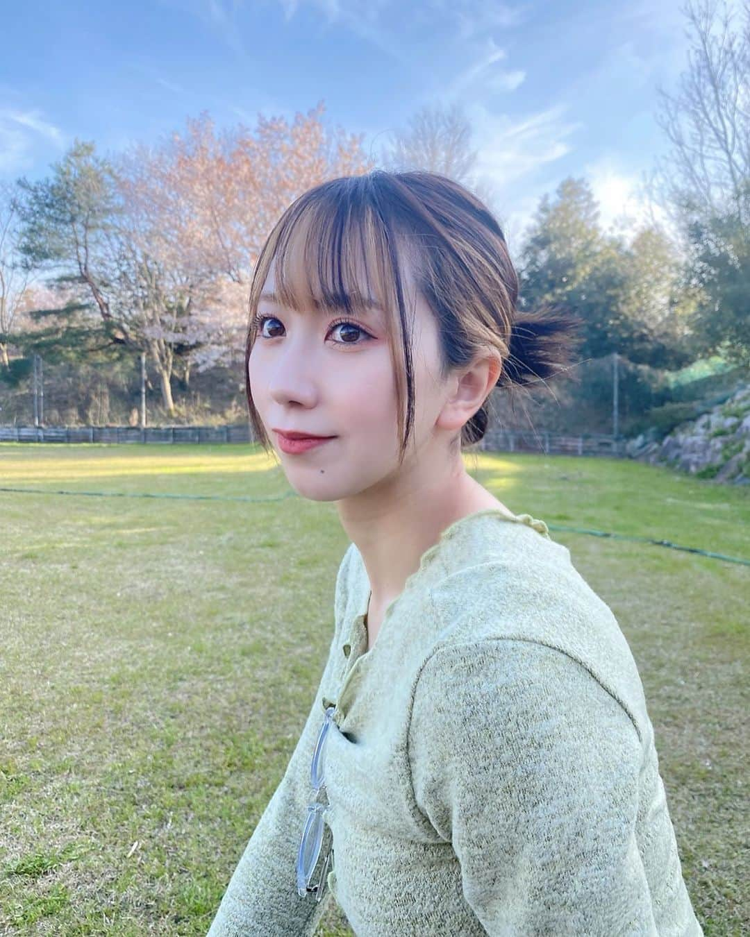 杉山優華のインスタグラム：「💓🍃🌳」