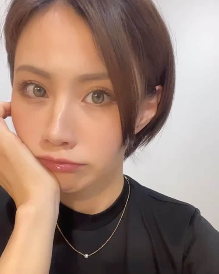 のインスタグラム：「💇‍♀️  accessory▶︎ @cene_316l   #cene #316lサージカルネックレス #セネ #金属アレルギー対応 #pr  #ショートヘア #ショートボブ #ショートカット #ヘアスタイル #hair #hairstylist」