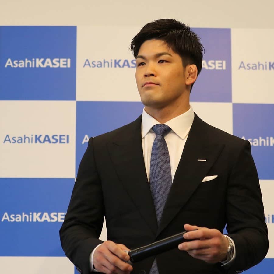 大野将平のインスタグラム：「show time in Europa.」