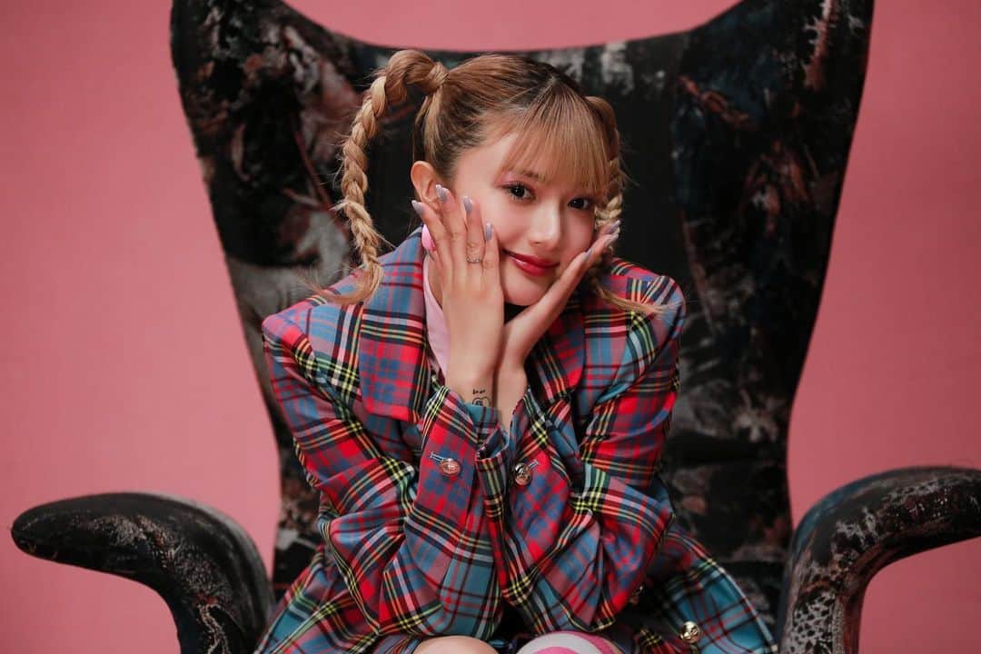 安西かれんのインスタグラム：「new song   ら・ら・らud・ラヴ」