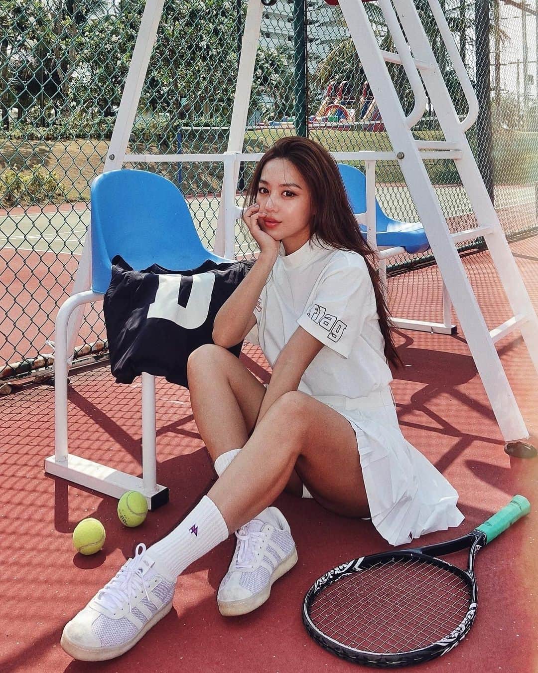 キム・ヒジョンさんのインスタグラム写真 - (キム・ヒジョンInstagram)「오늘은 테니스! Game day☀️ @doubleflag_official  #더블플래그」4月1日 19時50分 - kimheebibi