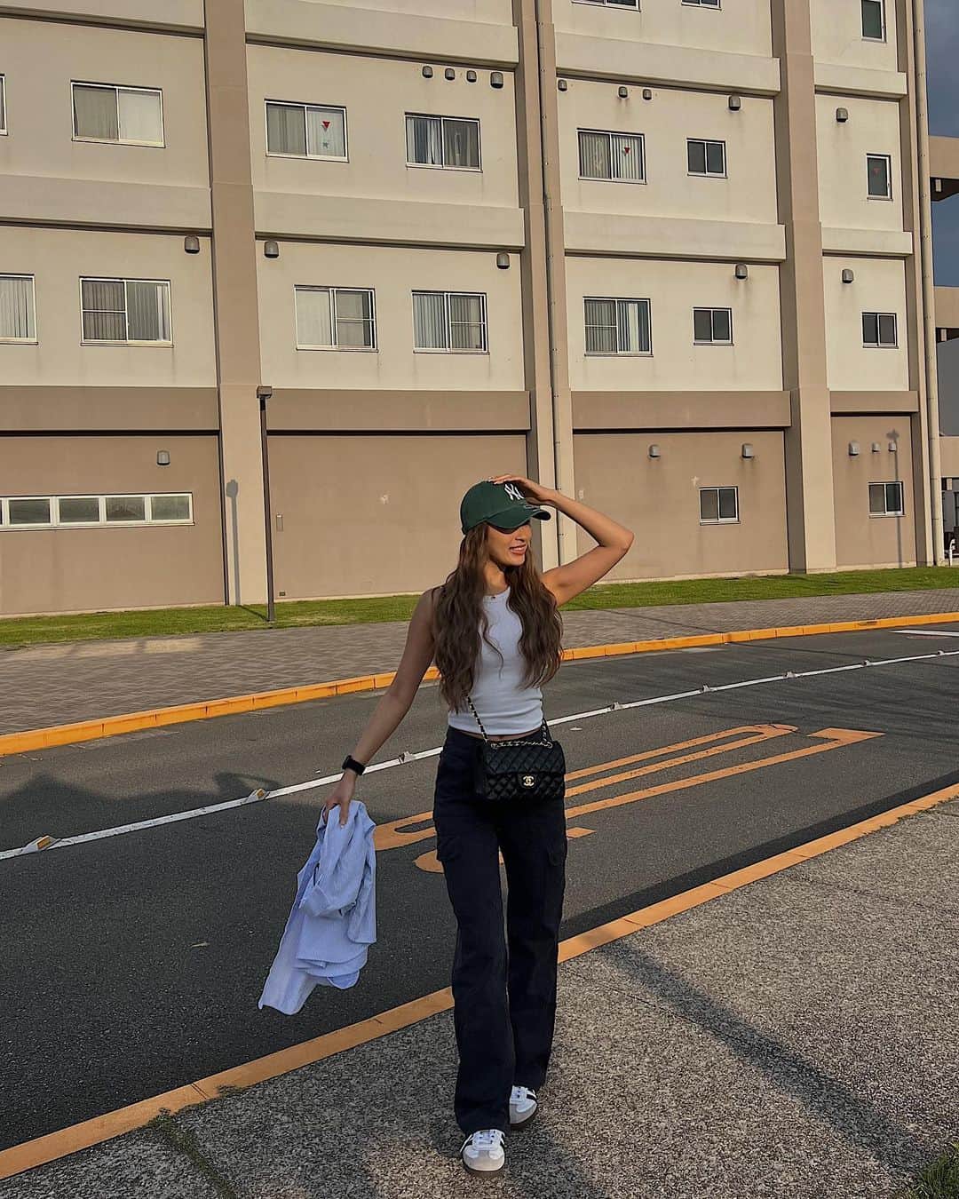 MIYAのインスタグラム：「It feels like summer 🫛🩶  #outfit」
