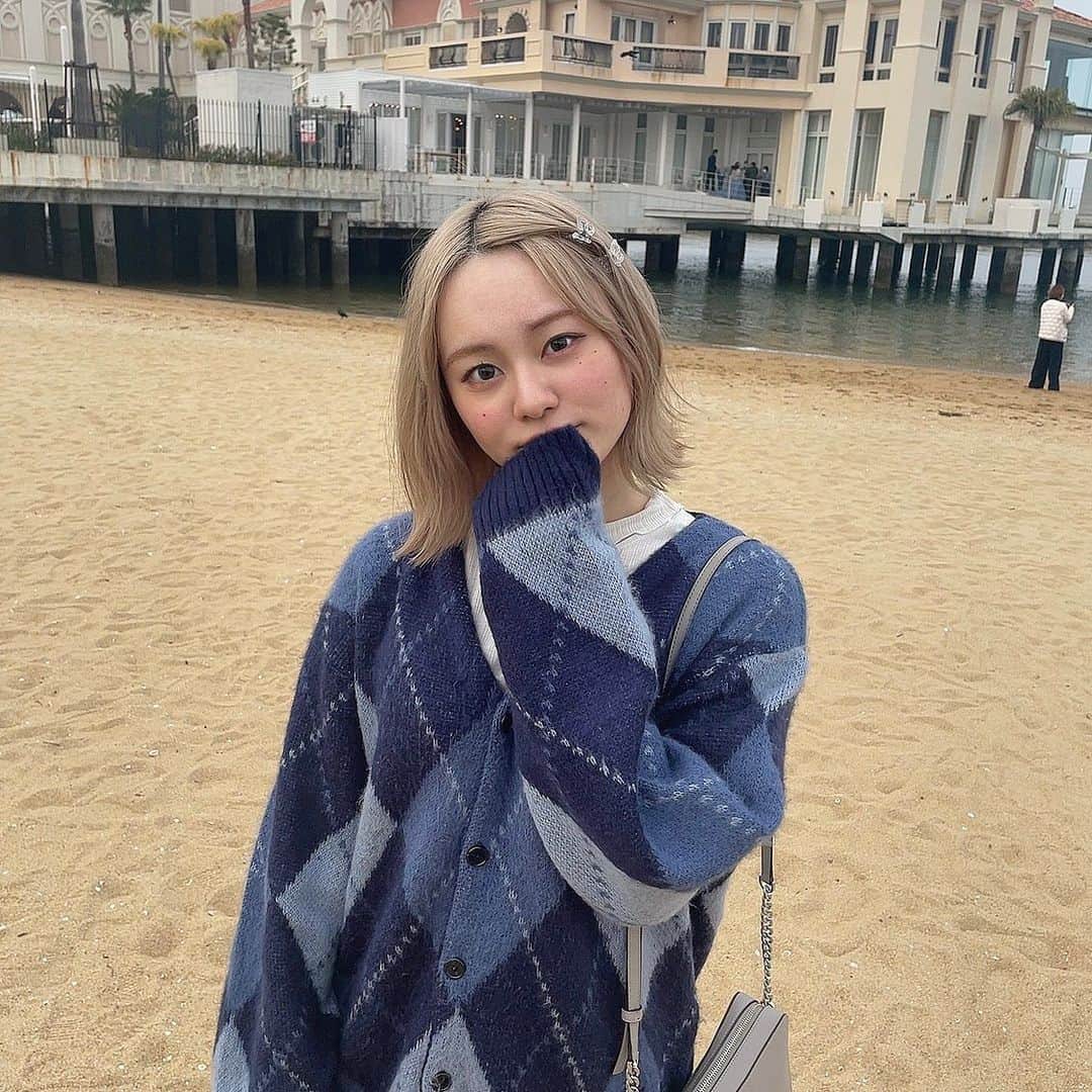 平瀬美里のインスタグラム：「福岡に行ってきました🫶🏻 ⁡ 桜だより、届いてますかの稽古中にどうしても福岡に行きたくなってしまって、本番終わったら絶対行こうと飛行機を取って飛んでいきました（笑） ⁡ 桧原桜に行こうと思った2日目に雨降っちゃって断念したんですけど、、 太宰府とか屋台とか糸島とか沢山目当てのもの行けたので、💯です✊🏻 ⁡ 次旅行行くとしたらどこがおすすめですか？？みんなのオススメ旅行先教えて欲しい〰️〰️」