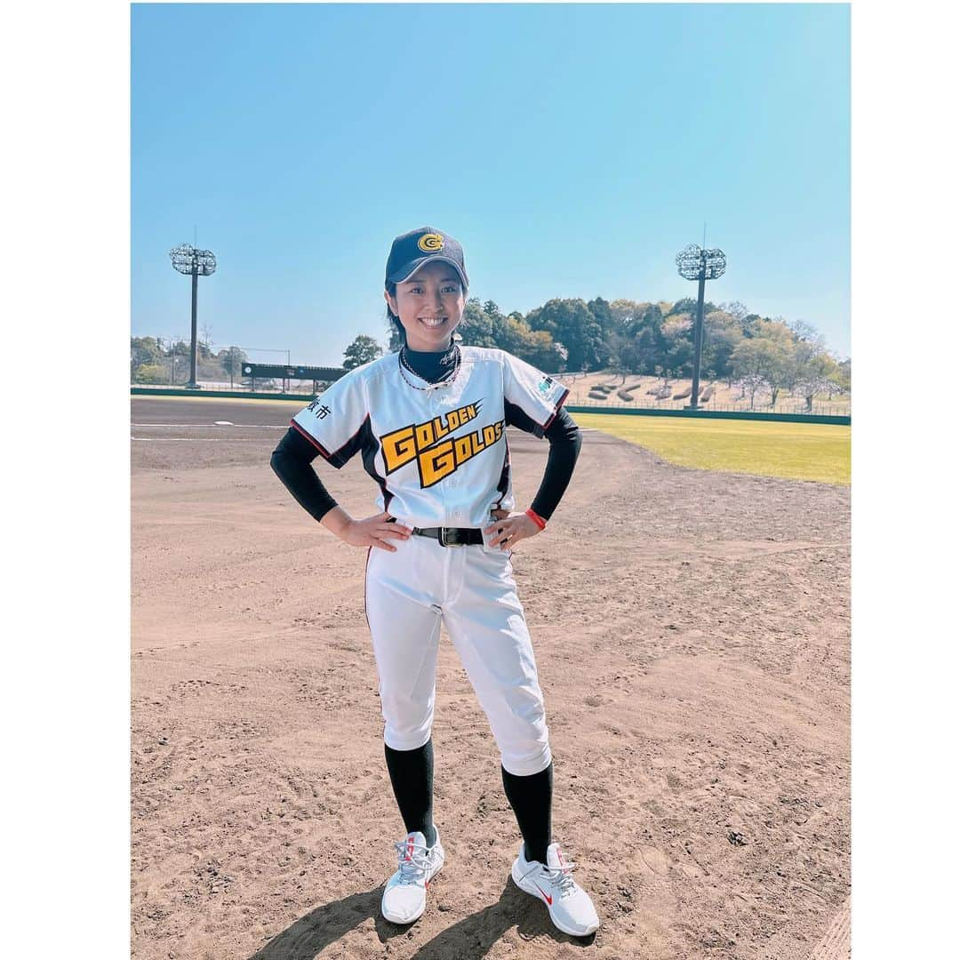 片岡安祐美さんのインスタグラム写真 - (片岡安祐美Instagram)「🌸  お久しぶりのユニホーム⚾️✨  #4月  #新年度スタート  #野球  #社会人野球  #クラブチーム  #茨城ゴールデンゴールズ  #稲敷市」4月1日 20時20分 - ayumi.kataoka_gg.1