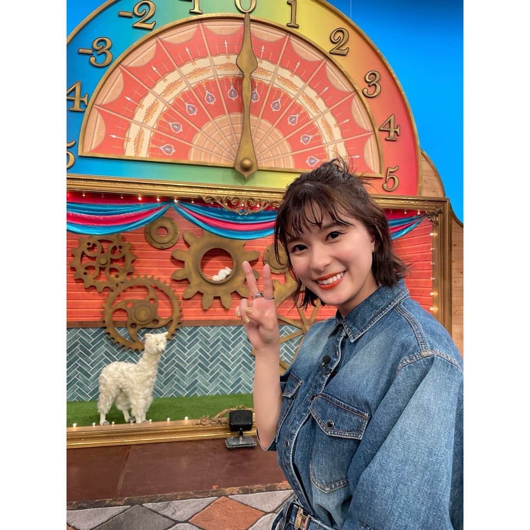 芳根京子さんのインスタグラム写真 - (芳根京子Instagram)「明日の4月2日(日)10:25から 「ニノさん」出演させていただきます！是非👉🍜🤏  デニムのセットアップ可愛かった...👖♡  #それパク」4月1日 20時26分 - yoshinekyoko