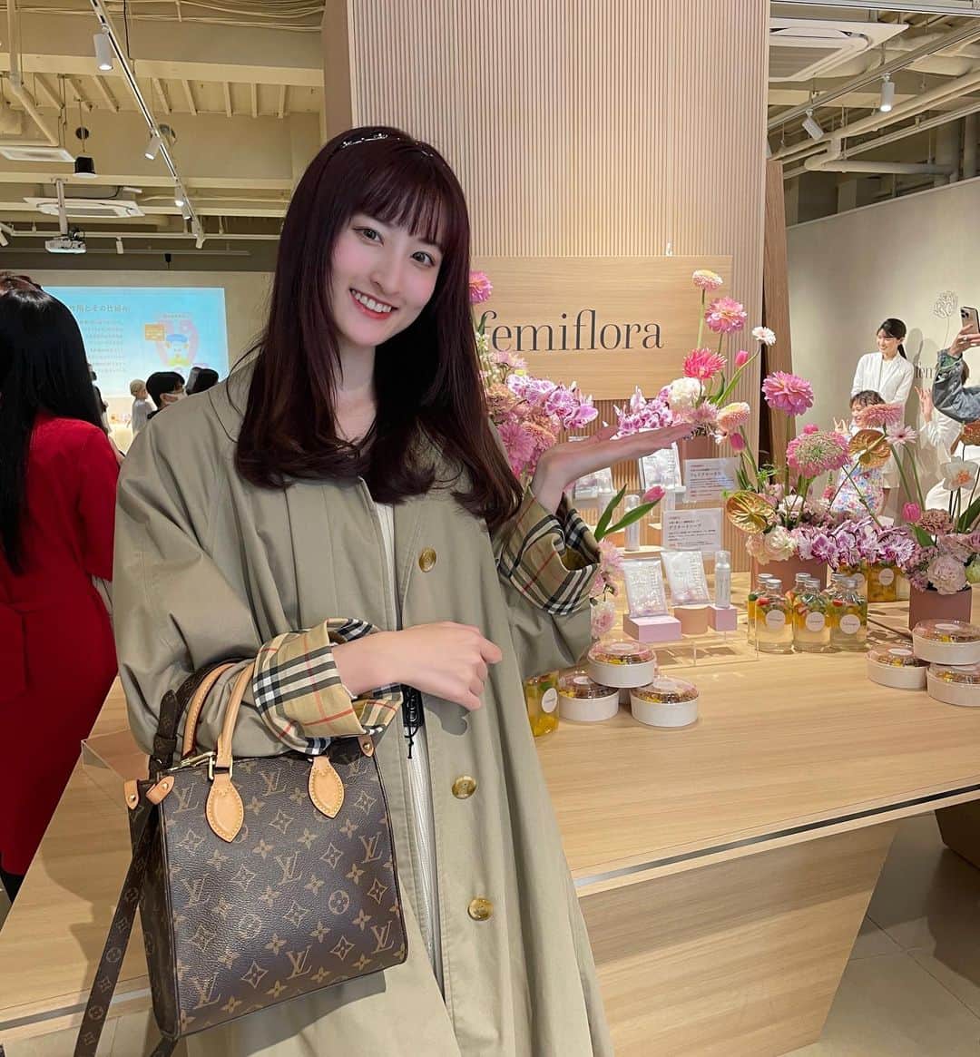 さあやさんのインスタグラム写真 - (さあやInstagram)「. わかもと製薬様の新商品イベントにお招き頂きました✨ バービーさんと、新さんのトークショー、とても勉強になりました🌹 会場もとても可愛くて、頂いたドリンクもフルーティで美味しかった〜🥰 . . .  #フェミフローラ #フェミフローラN #乳酸菌 #わかもと製薬 #フェムテック #フェムケア #強力わかもと#フェミニスト#フェミニン#女性#fyp#カチューシャ#ピンクカラー#ヘアカラー#サロンモデル#インフルエンサー#新商品」4月1日 20時33分 - saya___endo