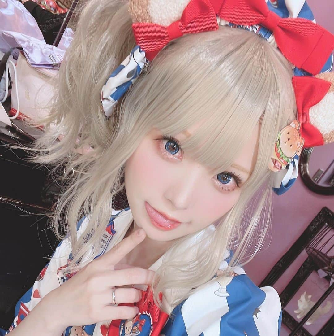 茉夏のインスタグラム：「おぎゃ！」