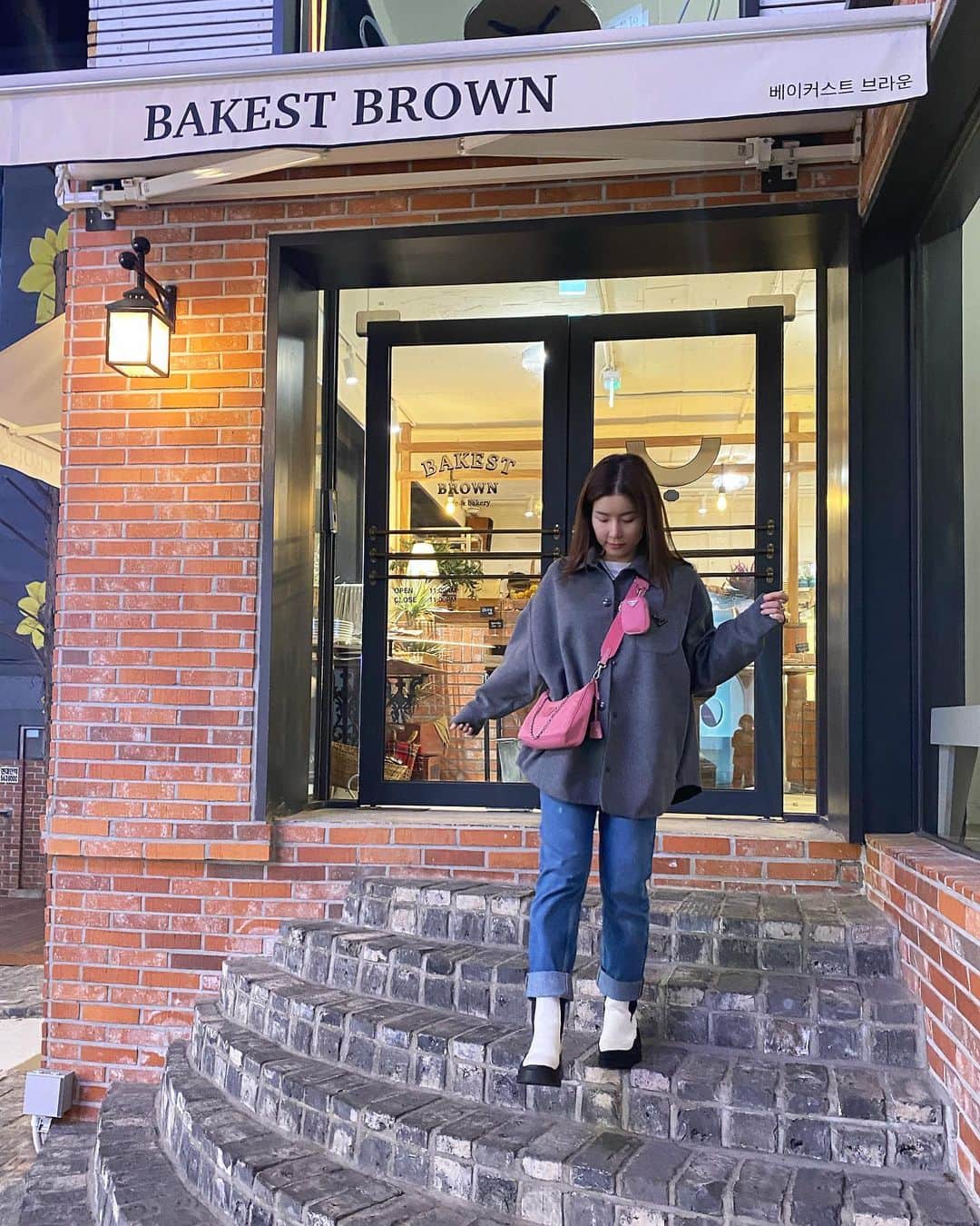 GYEON SEOさんのインスタグラム写真 - (GYEON SEOInstagram)「_* 빵순이 🥐 . . @hunzgmemo  #hunzgmemo」4月1日 20時48分 - queengyeon