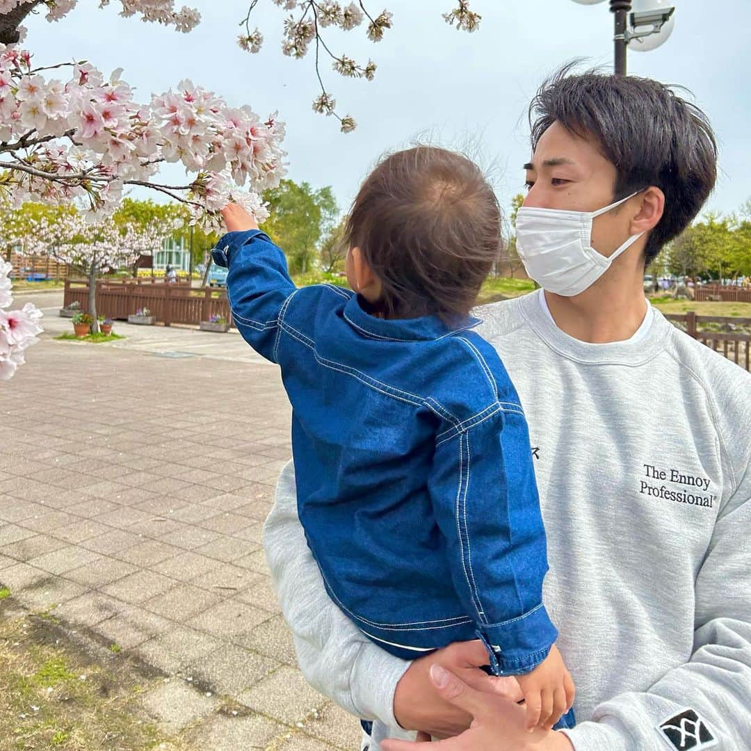 藤中優斗 さんのインスタグラム写真 - (藤中優斗 Instagram)「🌸👶🏻🌤️🧔🏻🌳🌸 @ennoy_com @stylistshibutsu  #文春リークス   #ennoy #ennoyofficial #theennoyprofessional  #スタイリスト私物」4月1日 20時51分 - yu__to__01