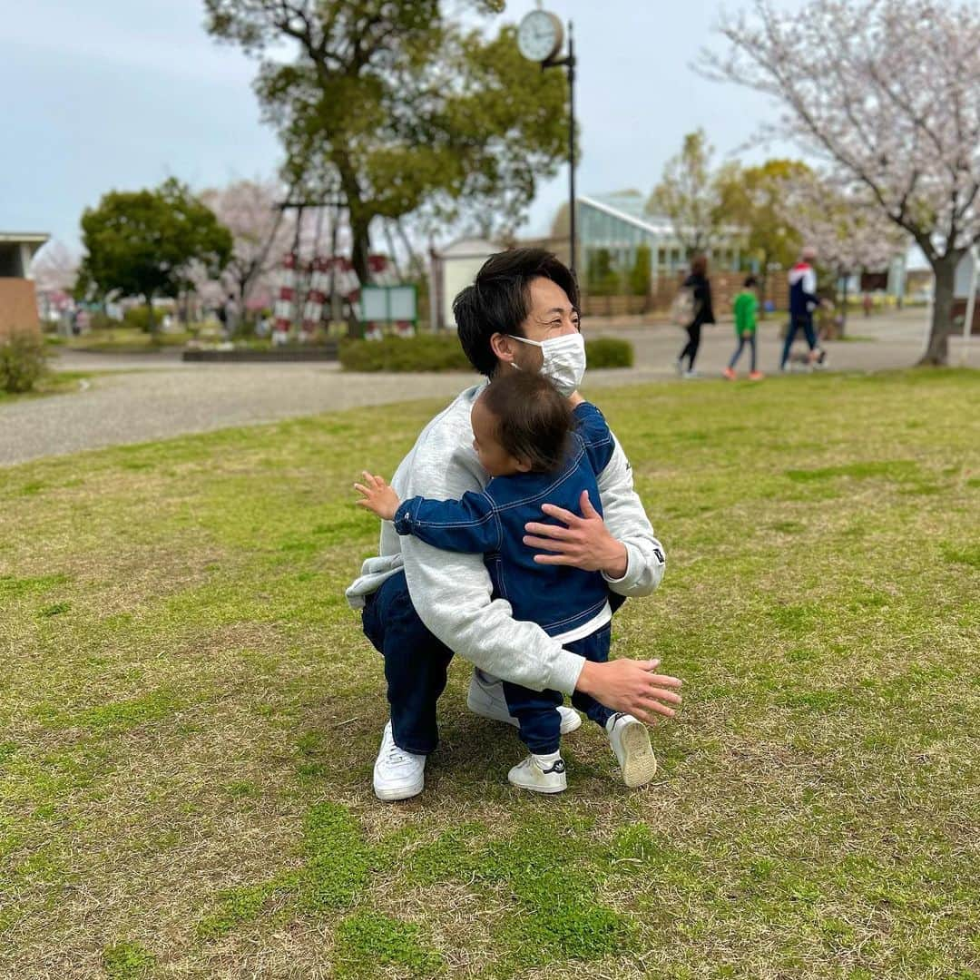 藤中優斗 さんのインスタグラム写真 - (藤中優斗 Instagram)「🌸👶🏻🌤️🧔🏻🌳🌸 @ennoy_com @stylistshibutsu  #文春リークス   #ennoy #ennoyofficial #theennoyprofessional  #スタイリスト私物」4月1日 20時51分 - yu__to__01