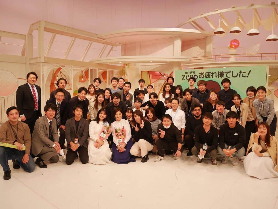 岩本乃蒼のインスタグラム：「news zeroの出演が最後でした 5年半を振り返ると取材した数は450以上で その何倍もの方に大変な状況の中でも 立ち止まっていただき お話しを聞かせてもらったことは 何物にもかえがたい財産です ⁡ ご協力くださった皆さま そしてテレビで見てくださっていた 全ての方に感謝いたします ありがとうございました🍀 #newszero #NEWSZERO」
