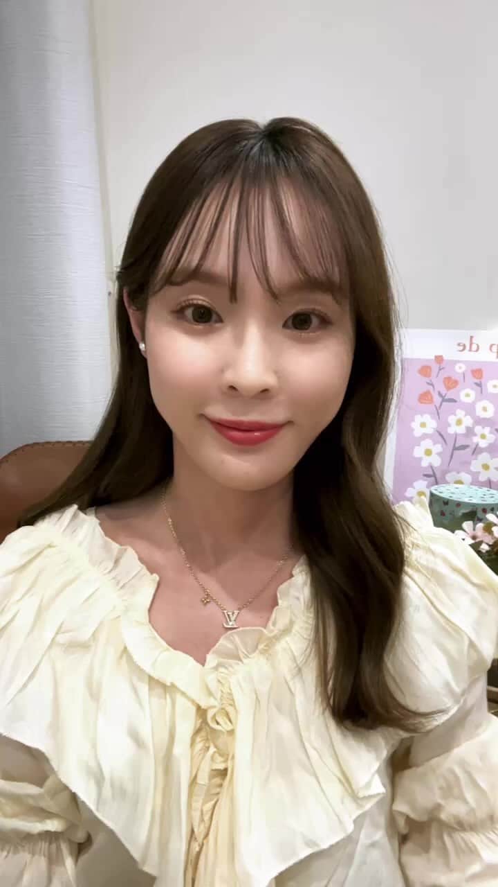 磯田 ひかる(Hikaru Isoda) のインスタグラム：「DHOLICのプレゼント企画💕愛用コスメ紹介」