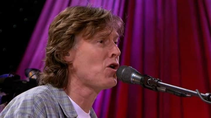 スティーヴ・ウィンウッドのインスタグラム：「"Empty Pages" - Live at PBS Soundstage, 2005」