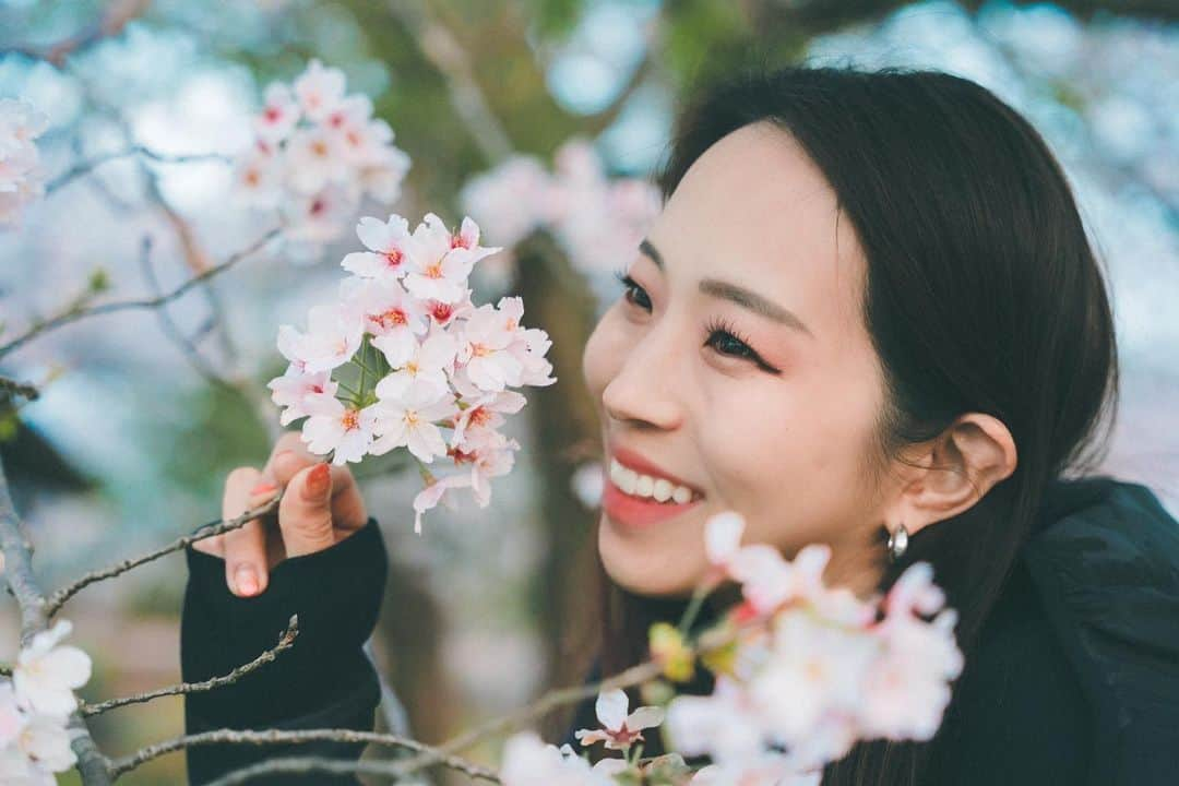 野口啓代さんのインスタグラム写真 - (野口啓代Instagram)「* * Hello Spring🌸  ぎりぎり満開で お花見できたっ🤭🍡」4月1日 22時48分 - noguchi_akiyo