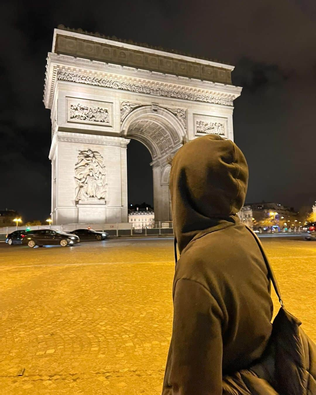 ヘチャンさんのインスタグラム写真 - (ヘチャンInstagram)「In Paris」4月1日 22時56分 - haechanahceah