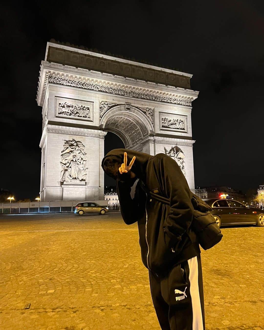 ヘチャンさんのインスタグラム写真 - (ヘチャンInstagram)「In Paris」4月1日 22時56分 - haechanahceah