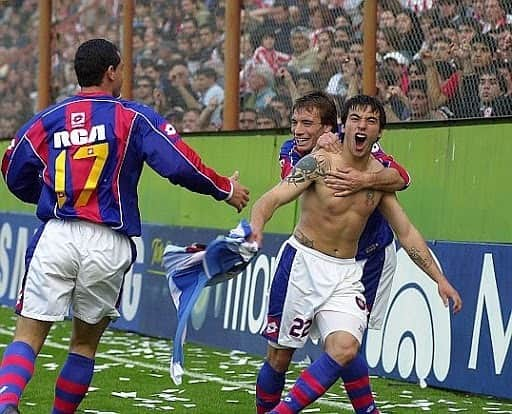 エセキエル・ラベッシのインスタグラム：「Felices 115 años @sanlorenzo ! Tantos recuerdos y alegrías! Qué orgullo es ser parte de la historia del club 💙❤️」