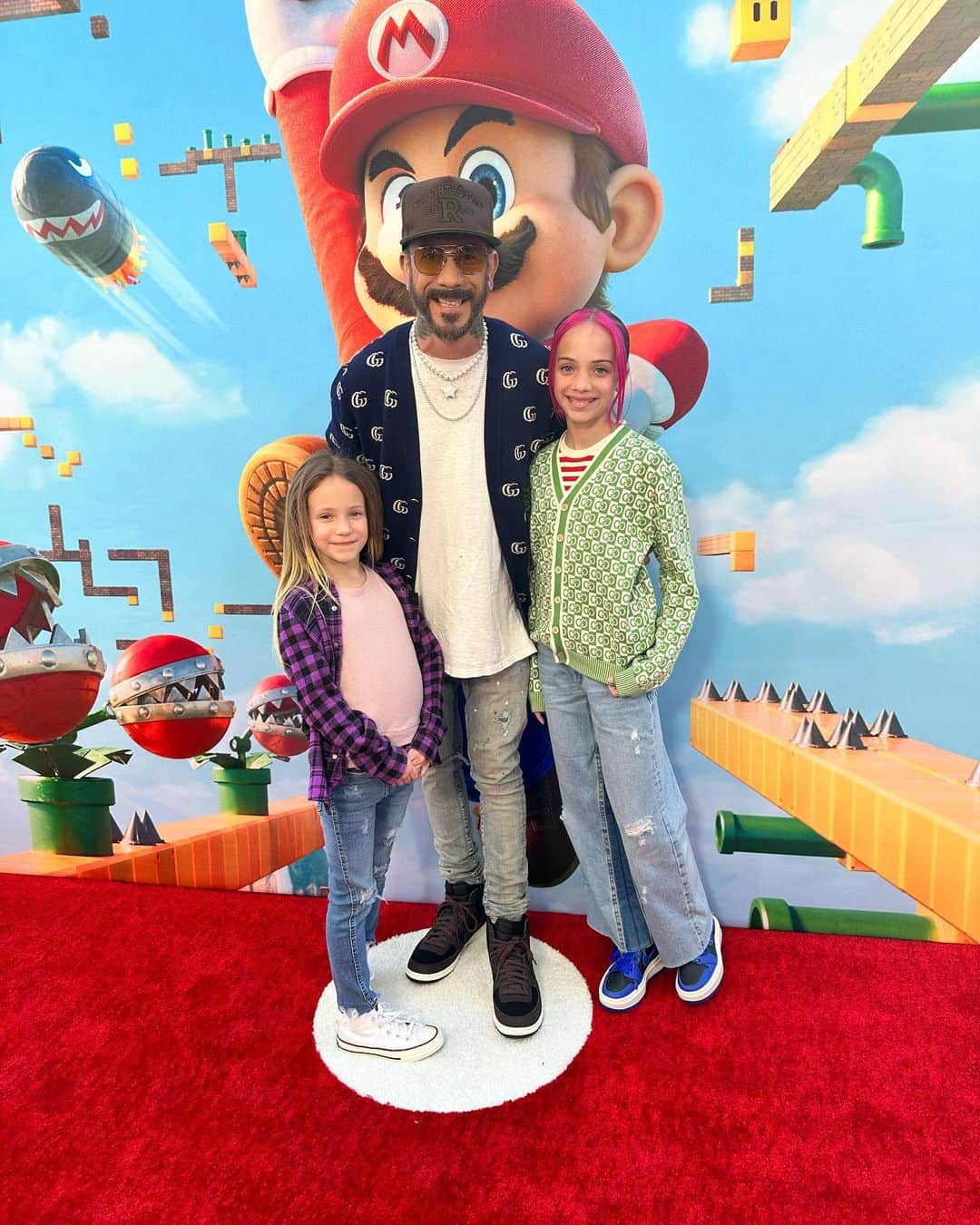 A.J.のインスタグラム：「Super Mario bros. Premiere with my babies. This is lyrics first ever red carpet and as expected she killed it. Obviously Elliott killed it as well. Almost movie time. Let’s go!! #SuperMarioMovie」