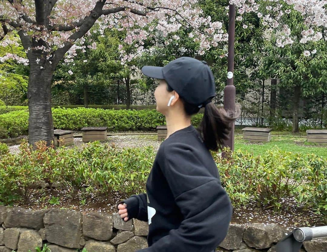 小嶋梨奈さんのインスタグラム写真 - (小嶋梨奈Instagram)「走ったあとの朝ごはんは 格段に美味しい！　  #朝ごはん #ランニング」4月2日 9時23分 - corina_718