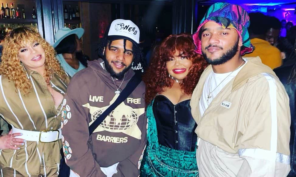 フェイス・エヴァンスのインスタグラム：「New group alert 🚨🚨‼️Mama Fizz & Tha Grown-Ups feat. Fizzy x @cjordanwallace x @tahjereofficial x @jahadrussaw」