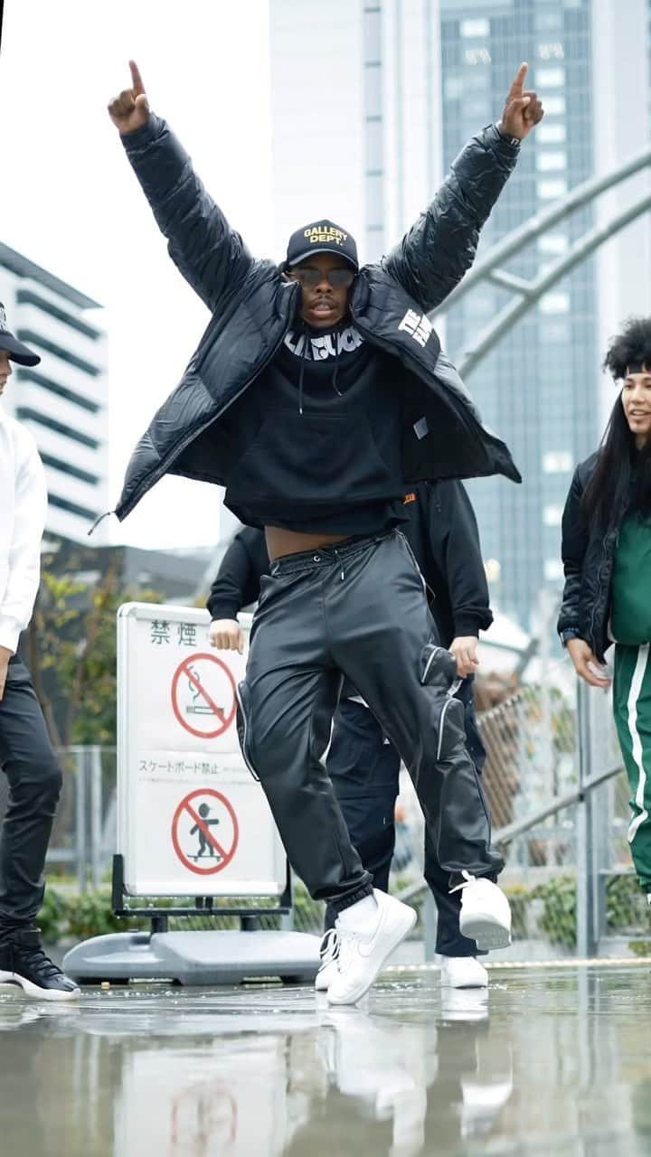Lil Buckのインスタグラム：「It’s cool but it ain’t Gangsta enough… 😄 #insidejoke #Japan #MemphisJookin」