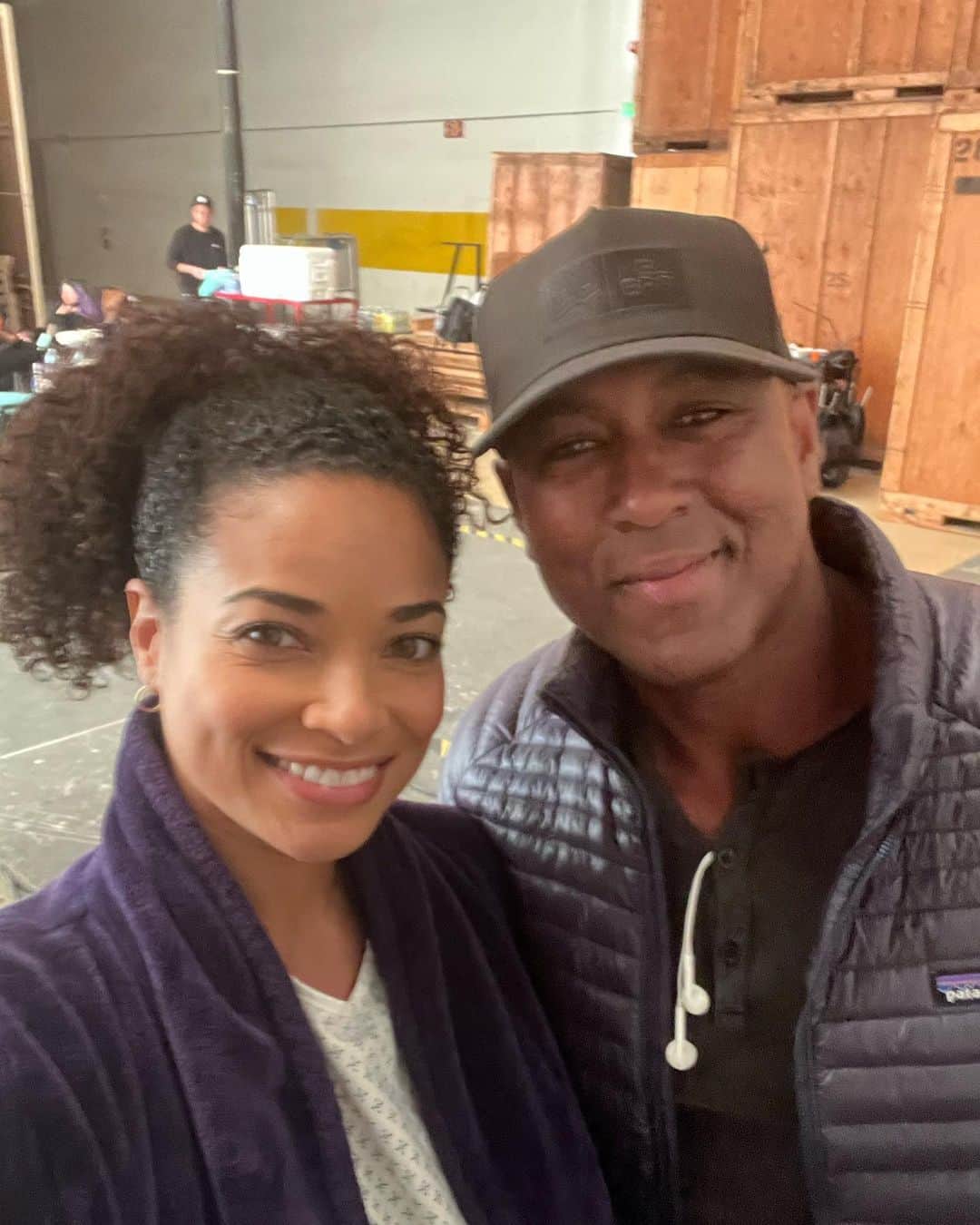 ロッチェル・エイツのインスタグラム：「Thanks for watching last night! We had an amazing director and guest cast! @kimberlydchristian  director, @olmospix @swatcbs」
