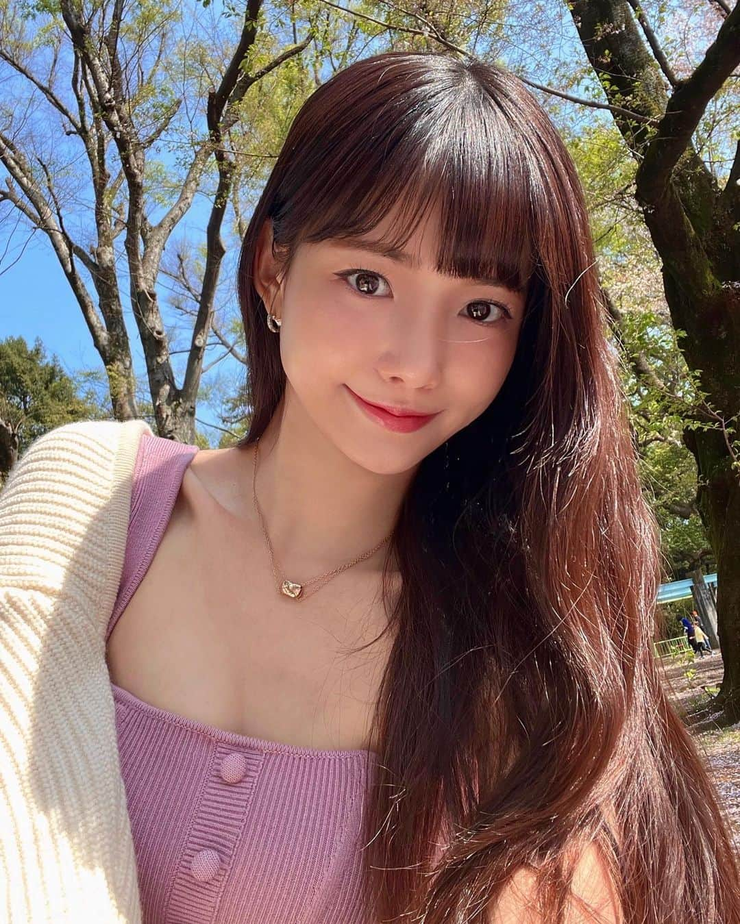 ハ・ヨンスのインスタグラム：「大親友と一緒に旧前田家本邸洋館🌸 本当によかったです☺️ 今年の秋も、来年の春もまた来ようと思いました✨」