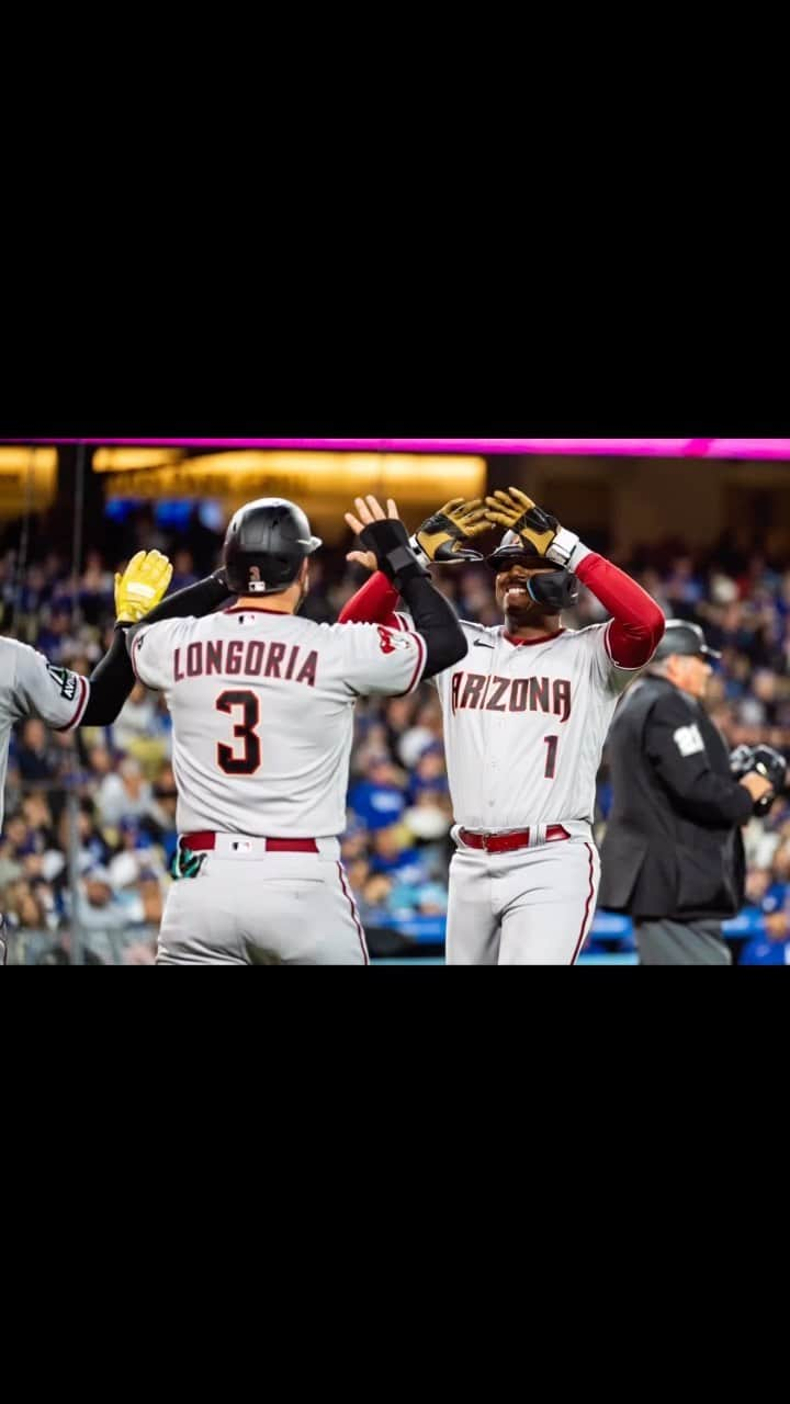 エバン・ロンゴリアのインスタグラム：「@klew_1 from the top rope! @dbacks 🐍」