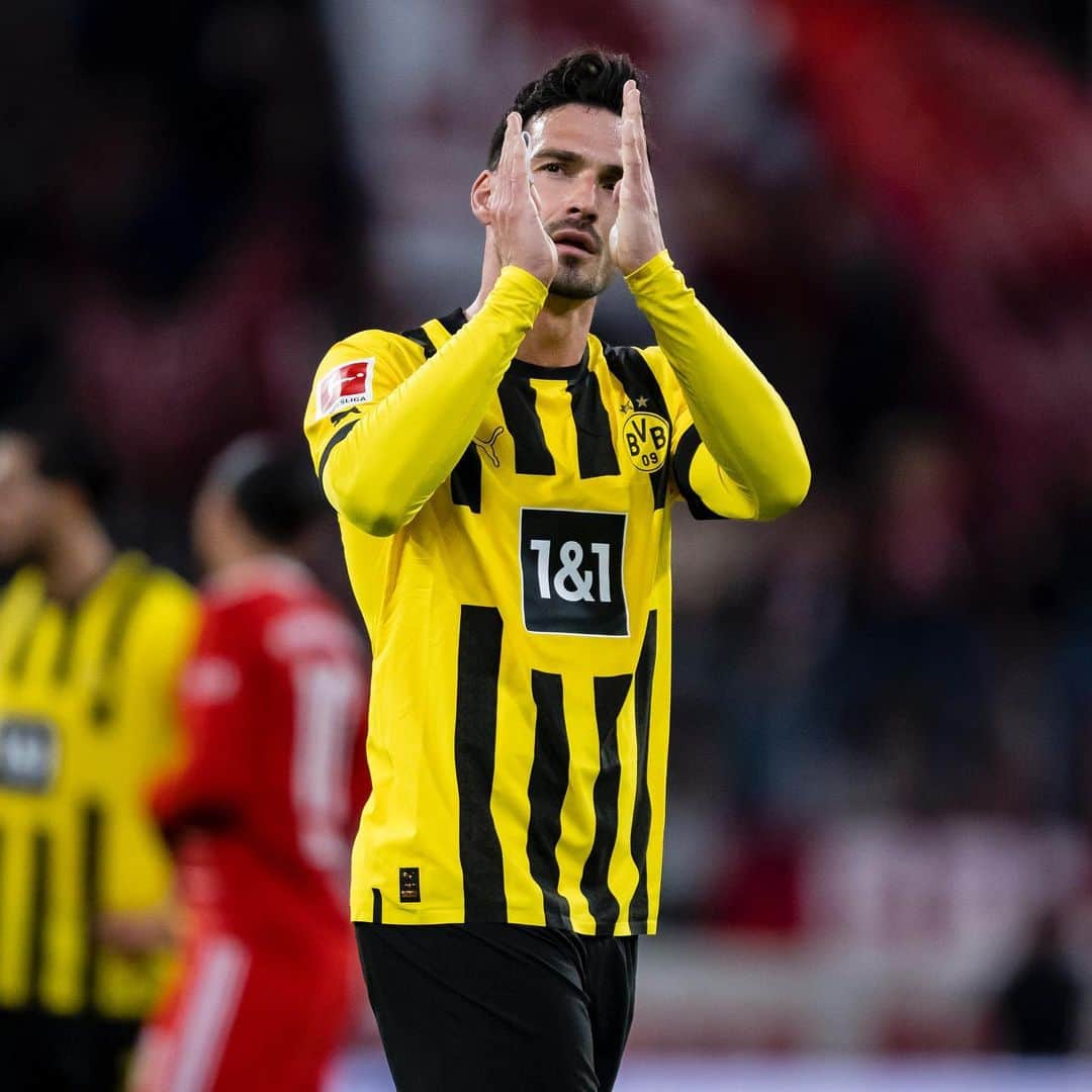マッツ・フメルスのインスタグラム：「Danke für eure Unterstützung 🖤💛 mehr Schlaues habe ich jetzt auch nicht parat.」