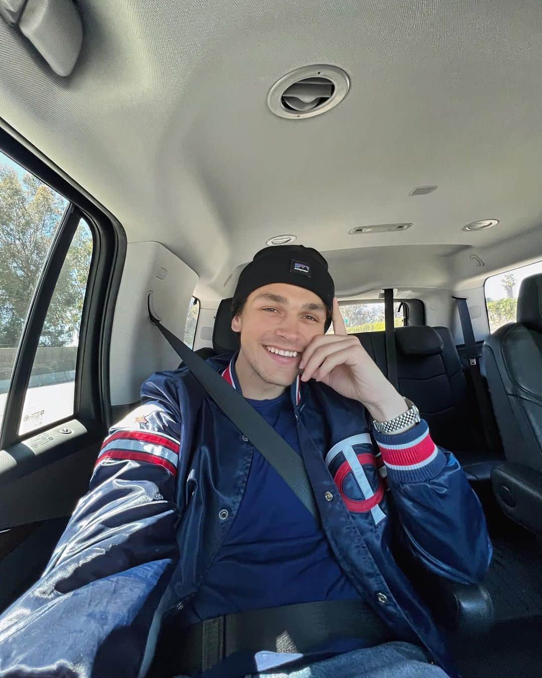 Jonahmaraisさんのインスタグラム写真 - (JonahmaraisInstagram)「happy cuz baseball season is back :)」4月2日 6時05分 - jonahmarais