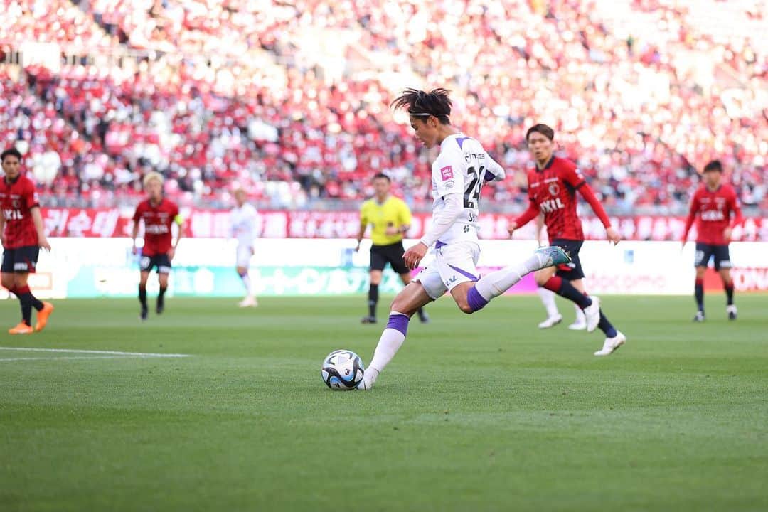 東俊希さんのインスタグラム写真 - (東俊希Instagram)「リーグ戦3連勝！ でも改善するところたくさんあるので1試合1試合勝ちながら成長していけたらなと思います！ #サンフレッチェ広島」4月2日 19時43分 - h.shunki____0728