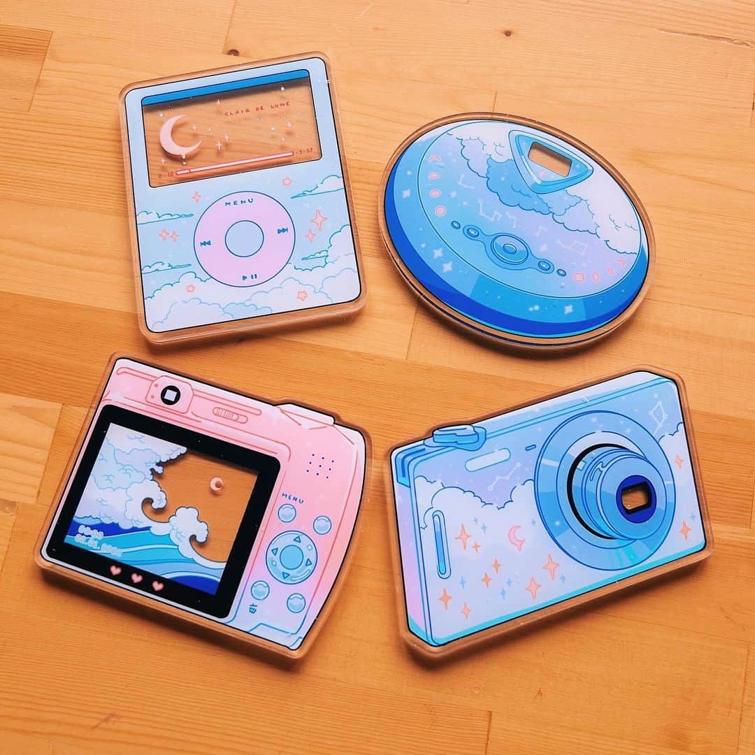 meyocoさんのインスタグラム写真 - (meyocoInstagram)「Acrylic coasters now available in my stationery store! 📷🩵✨ Link in bio!」4月3日 1時00分 - meyoco
