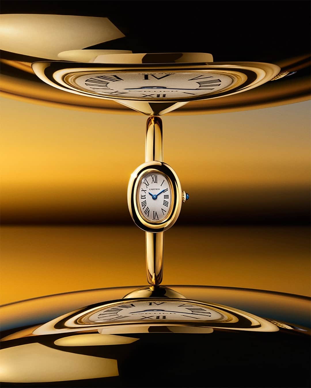 カルティエのインスタグラム：「Cartier explores the oval of the Baignoire dial to create hybrid, precious objects: watches that are also pieces of jewelry. #CartierBaignoire #CartierWatchmaking #WatchesandWonders2023」