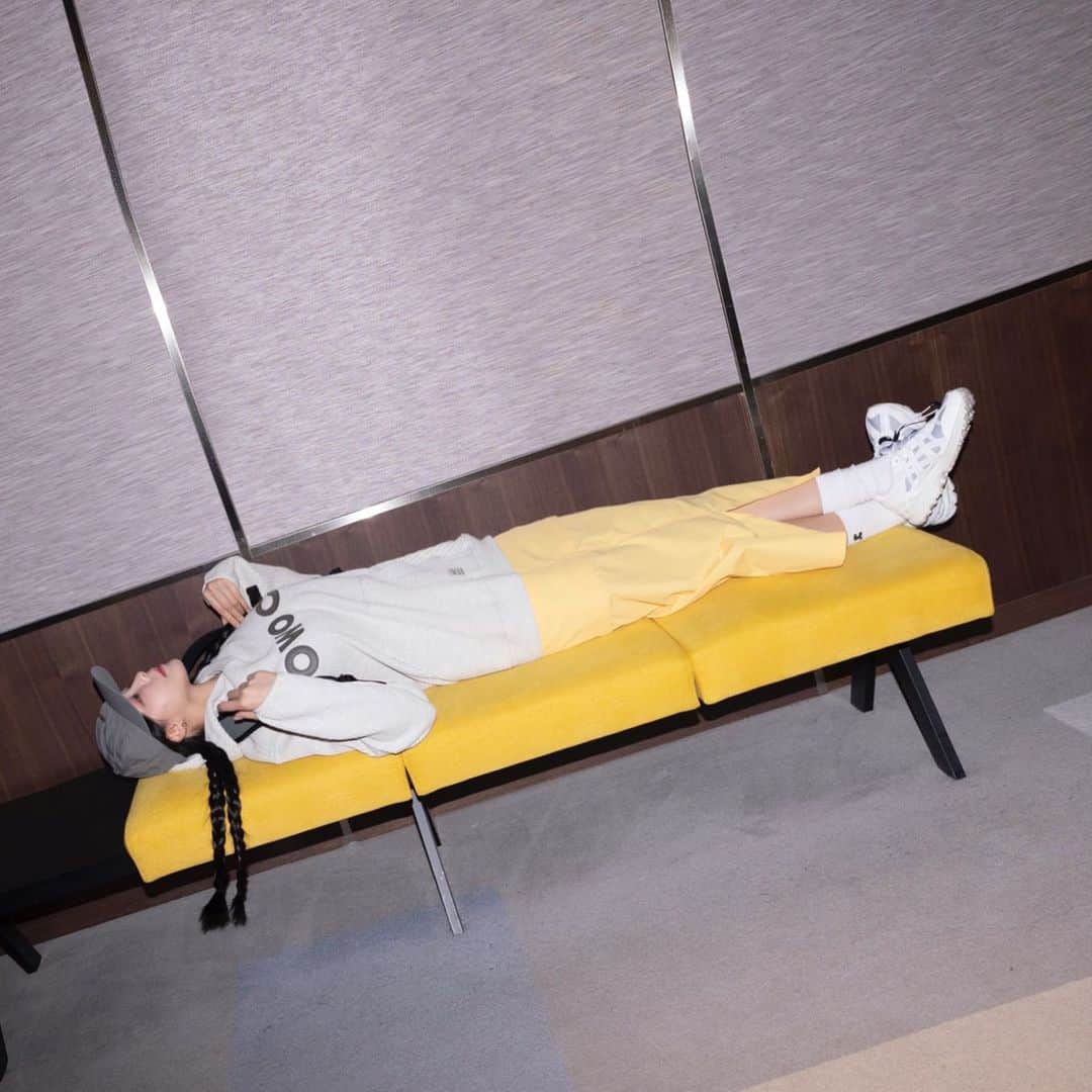 ヒョミン さんのインスタグラム写真 - (ヒョミン Instagram)「⚠️」4月2日 19時35分 - hyominnn