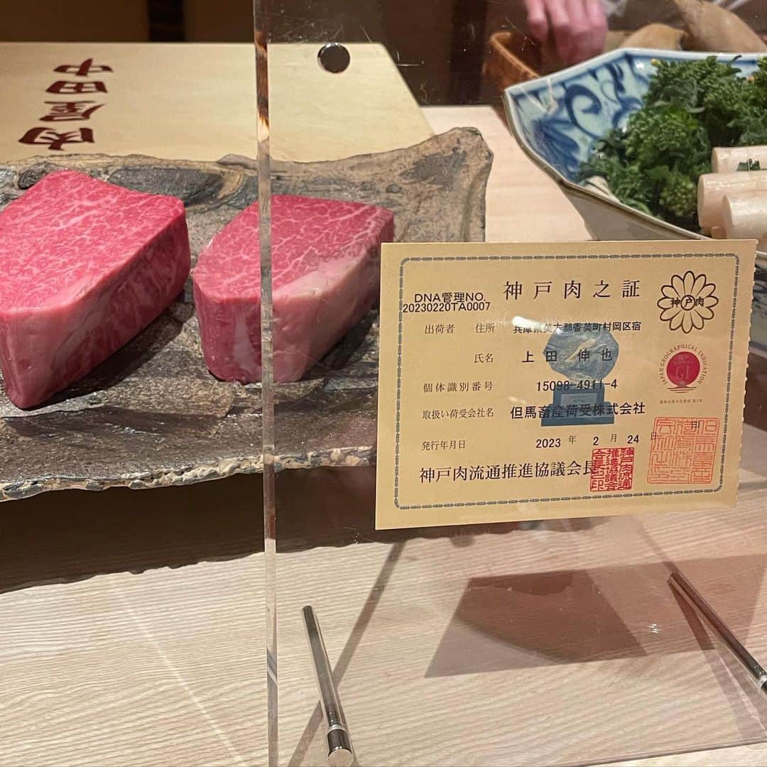 東森美和さんのインスタグラム写真 - (東森美和Instagram)「先日は肉屋田中　銀座さんへ  素敵なカウンターで銀座らしいお食事を楽しみました✨  お肉とっても美味しいですが その他のお料理も素晴らしかった! ご馳走様でした。  #肉屋田中  #肉屋田中銀座  #銀座グルメ  #銀座  #肉割烹」4月2日 11時52分 - higashimorimiwa