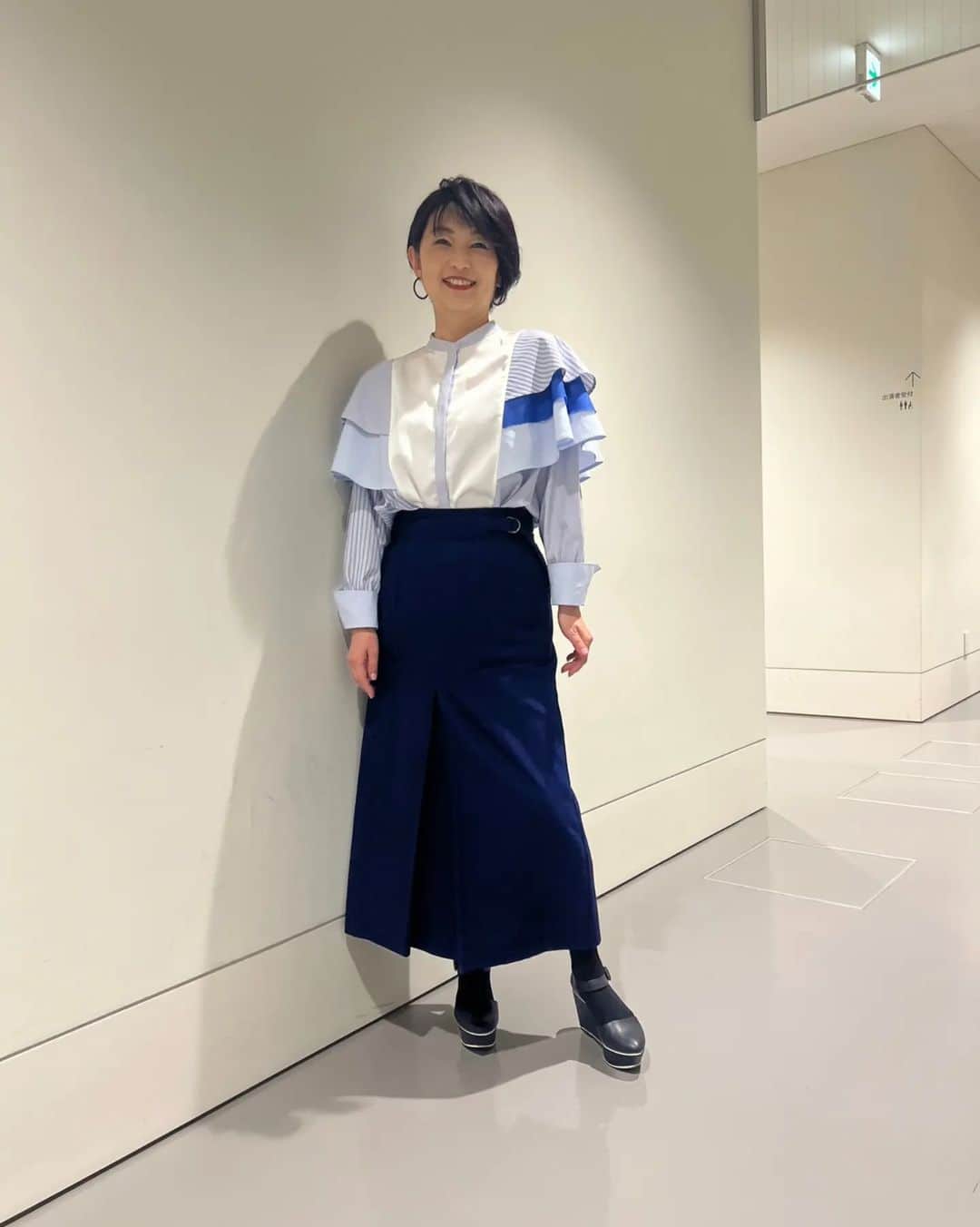 小島奈津子さんのインスタグラム写真 - (小島奈津子Instagram)「2023.4.2 きのうの衣装は  @anside_official  でした。 大きい襟が流行っていますが、 この様な色とデザインなら、 オトナも取り入れられそう！」4月2日 12時11分 - kojimanatsuko_official