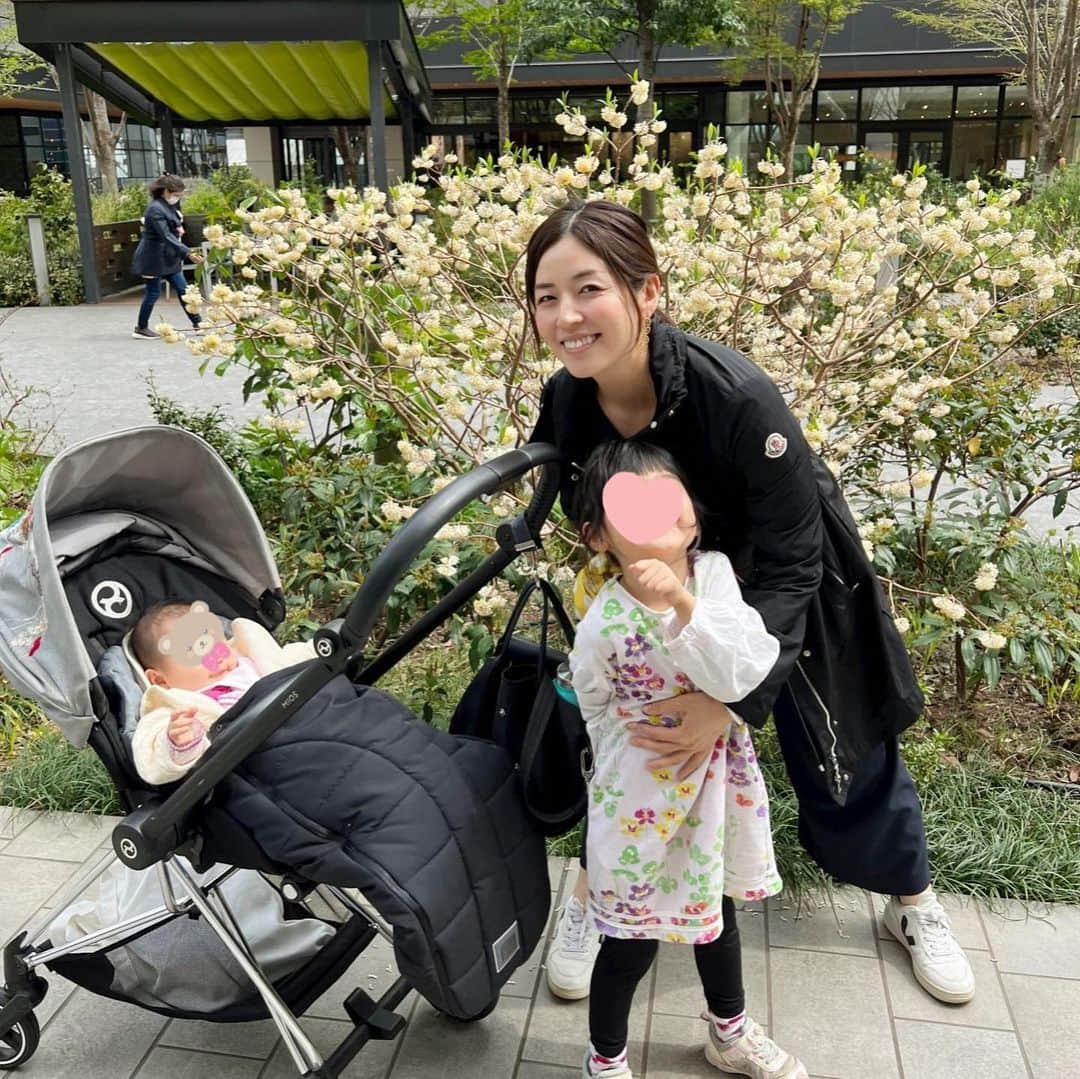 堀友理子さんのインスタグラム写真 - (堀友理子Instagram)「また行ってきました💙🤍 今度は2泊😌 次女連れて初めてのお泊まり💕  #ソラノホテル  #姉妹ママ #子連れ旅行 #4歳女の子 #生後5ヶ月女の子」4月2日 13時53分 - horiyurisanpo