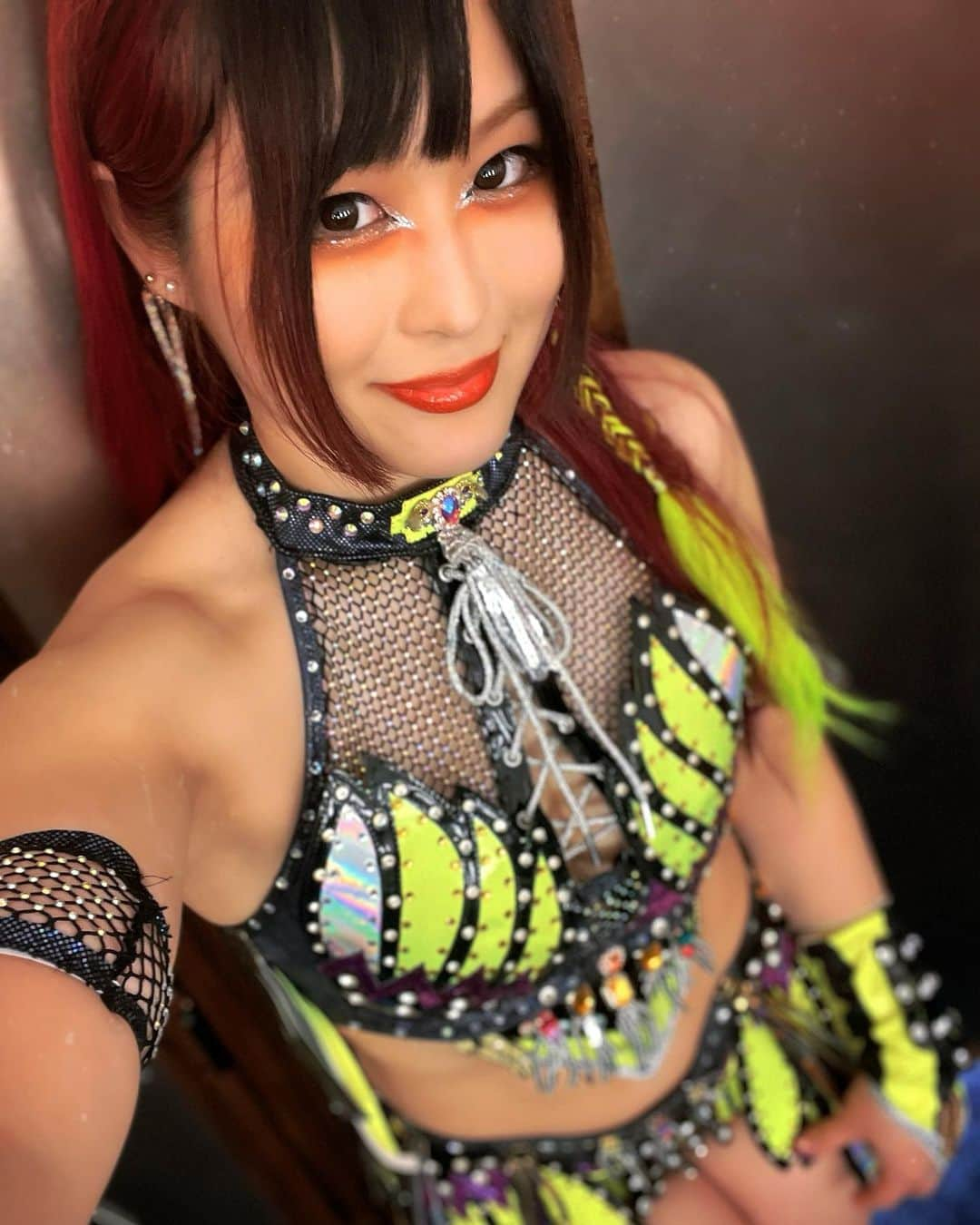 紫雷イオさんのインスタグラム写真 - (紫雷イオInstagram)「I just want to say Thank you for everyone.   I’m so grateful for  #wrestlemania  and #damagectrl ❤️❤️❤️❤️」4月2日 13時56分 - iyo_sky